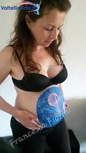 belly painting