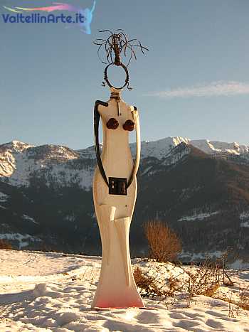 Sculture sulla neve